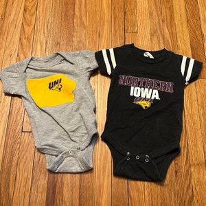 UNI onesie 0-3 months
